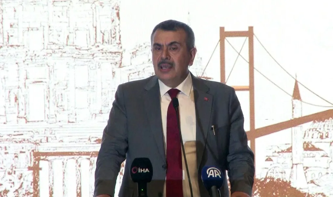 Milli Eğitim Bakanı Tekin: “Mesleki eğitim vesayet özlemcilerinin 28 Şubat süreci ile akamete uğrattıkları bir süreçti” Milli Eğitim Bakanı Yusuf Tekin, “Türkiye’de mesleki ve teknik eğitim