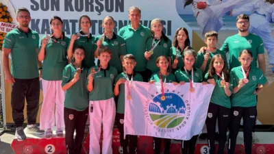 Sakarya Büyükşehir Belediyesi Spor Kulübü sporcuları, geride kalan bir hafta