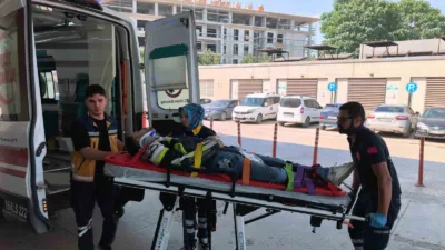 Bursa’nın İnegöl ilçesinde meydana gelen trafik kazasında tır ile çarpışan